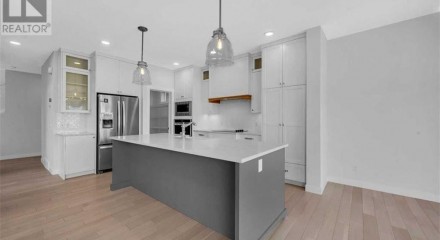 Residential - Single Family Home - Airdrie, Canada - Canada
