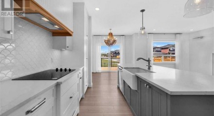 Residential - Single Family Home - Airdrie, Canada - Canada