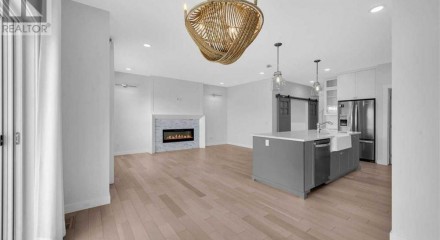 Residential - Single Family Home - Airdrie, Canada - Canada