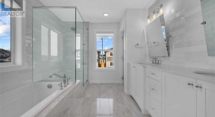 Residential - Single Family Home - Airdrie, Canada - Canada