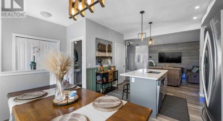 Residential - Single Family Home - Airdrie, Canada - Canada
