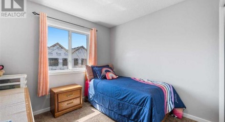 Residential - Single Family Home - Airdrie, Canada - Canada