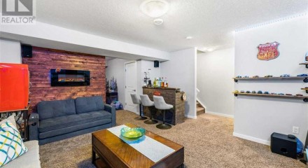 Residential - Single Family Home - Airdrie, Canada - Canada