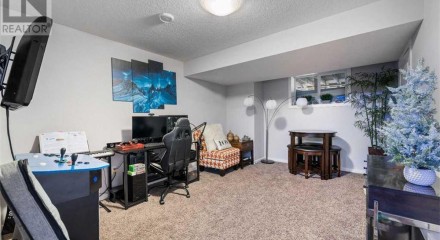 Residential - Single Family Home - Airdrie, Canada - Canada