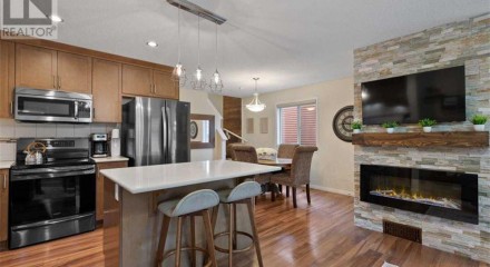 Residential - Single Family Home - Airdrie, Canada - Canada