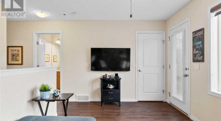 Residential - Single Family Home - Airdrie, Canada - Canada