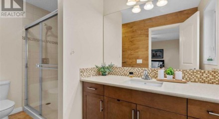 Residential - Single Family Home - Airdrie, Canada - Canada