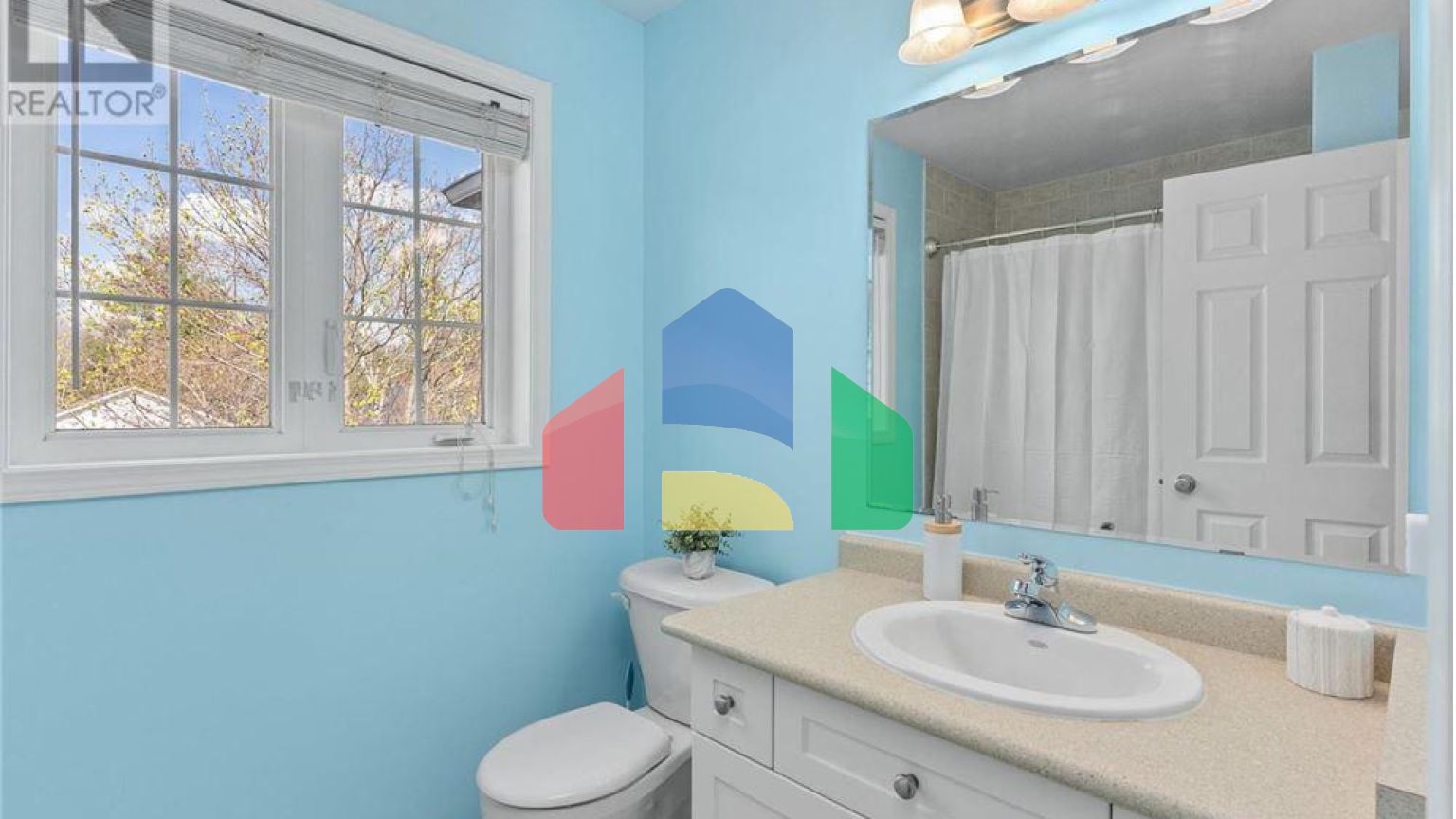 Residential - Single Family Home - Bracebridge, Canada - Canada