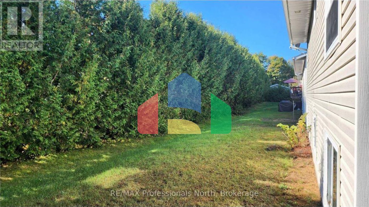 Residential - Condo/Apartment - Bracebridge, Canada - Canada