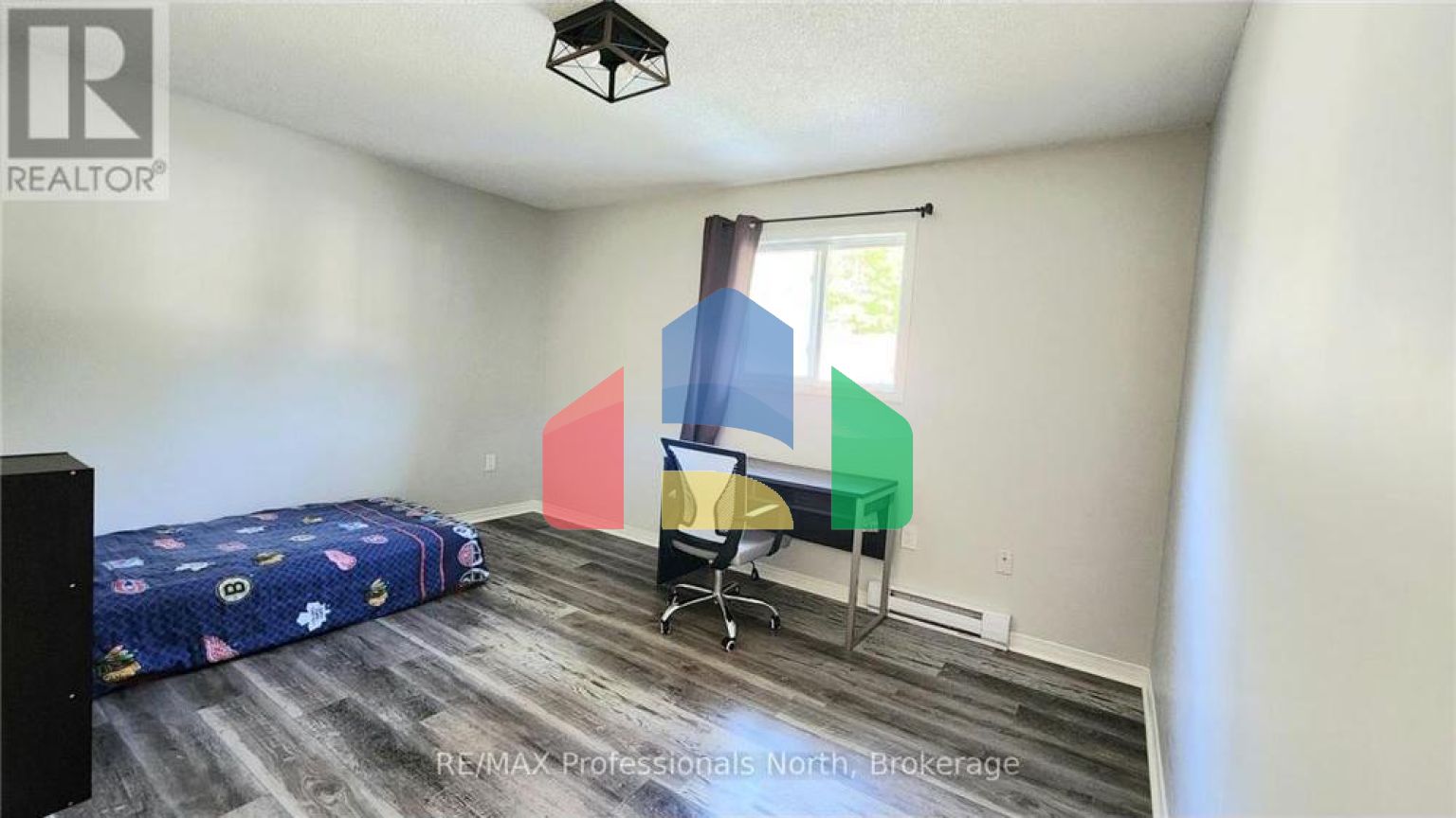 Residential - Condo/Apartment - Bracebridge, Canada - Canada