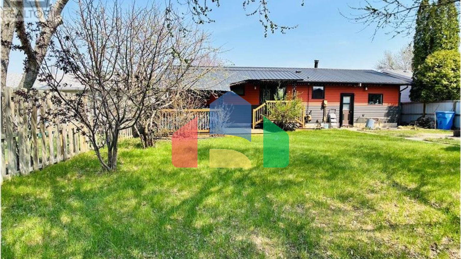 Residential - Single Family Home - Estevan, Canada - Canada