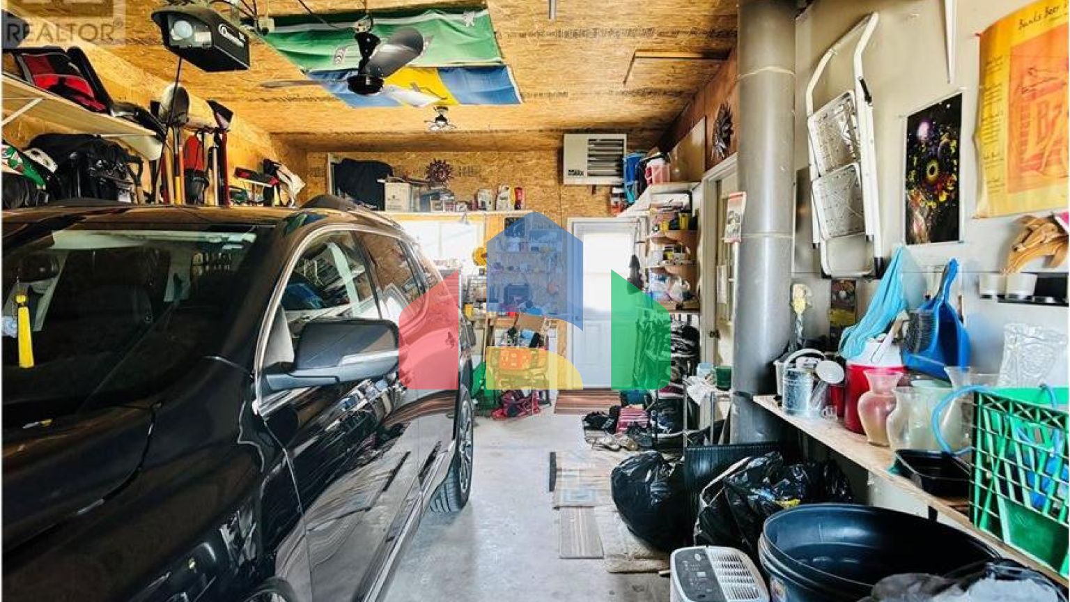 Residential - Single Family Home - Estevan, Canada - Canada