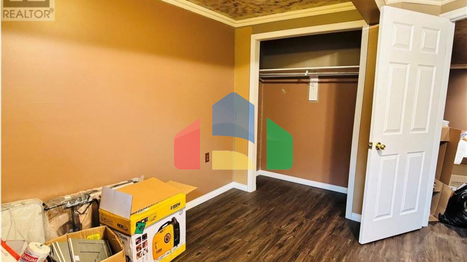 Residential - Single Family Home - Estevan, Canada - Canada