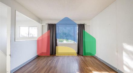 Residential - Single Family Home - Surrey, Canada - Canada