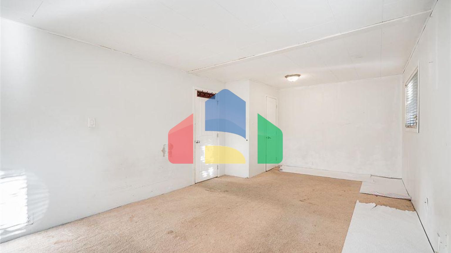 Residential - Single Family Home - Surrey, Canada - Canada