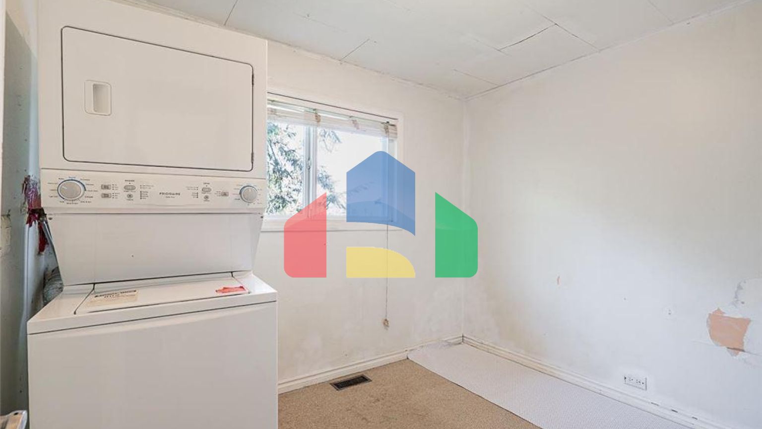 Residential - Single Family Home - Surrey, Canada - Canada