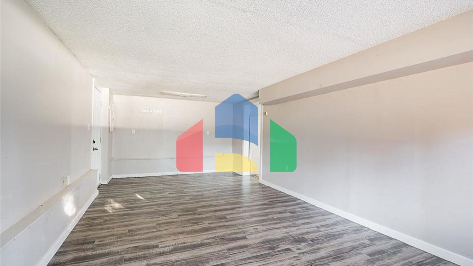 Residential - Single Family Home - Surrey, Canada - Canada