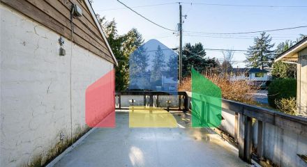 Residential - Single Family Home - Surrey, Canada - Canada