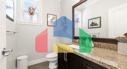 Residential - Single Family Home - Surrey, Canada - Canada