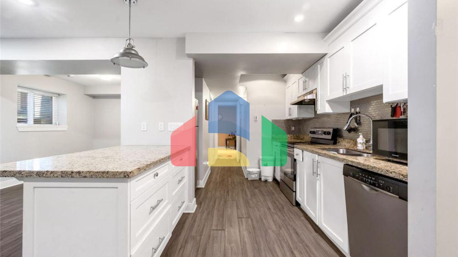 Residential - Single Family Home - Surrey, Canada - Canada