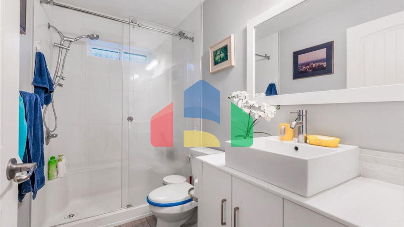 Residential - Single Family Home - Surrey, Canada - Canada