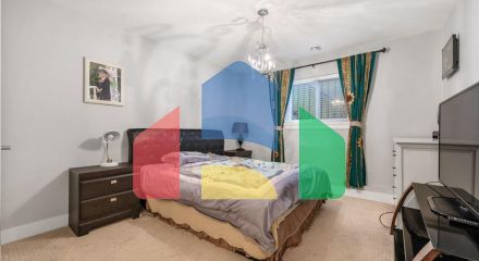 Residential - Single Family Home - Surrey, Canada - Canada