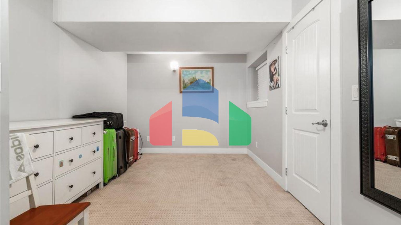 Residential - Single Family Home - Surrey, Canada - Canada