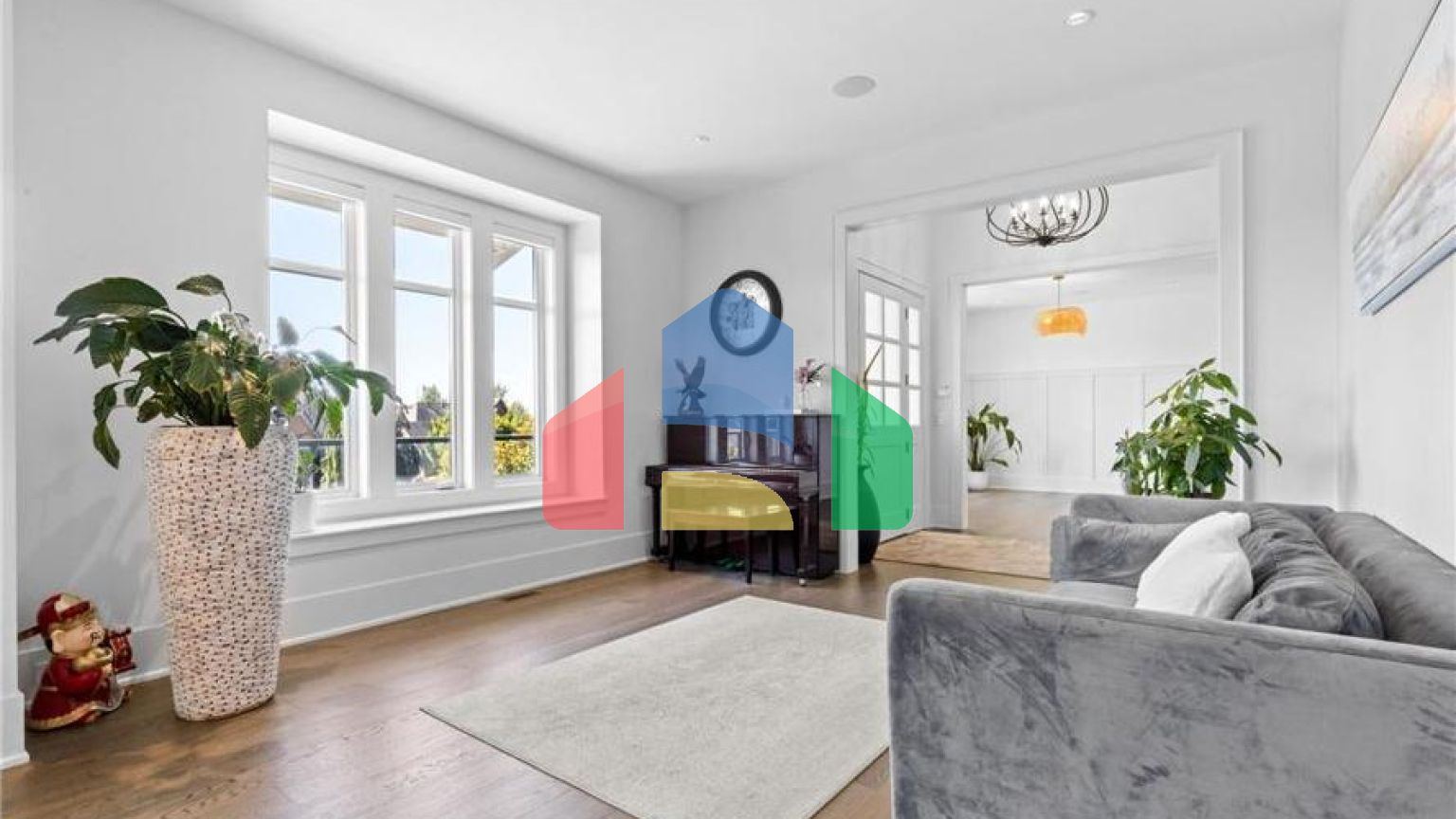 Residential - Single Family Home - Surrey, Canada - Canada