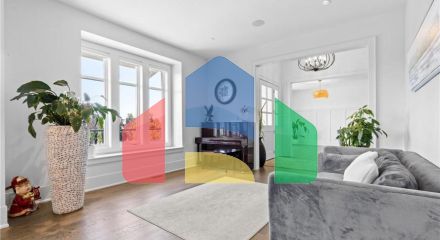 Residential - Single Family Home - Surrey, Canada - Canada