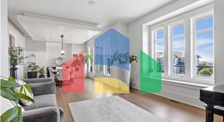 Residential - Single Family Home - Surrey, Canada - Canada