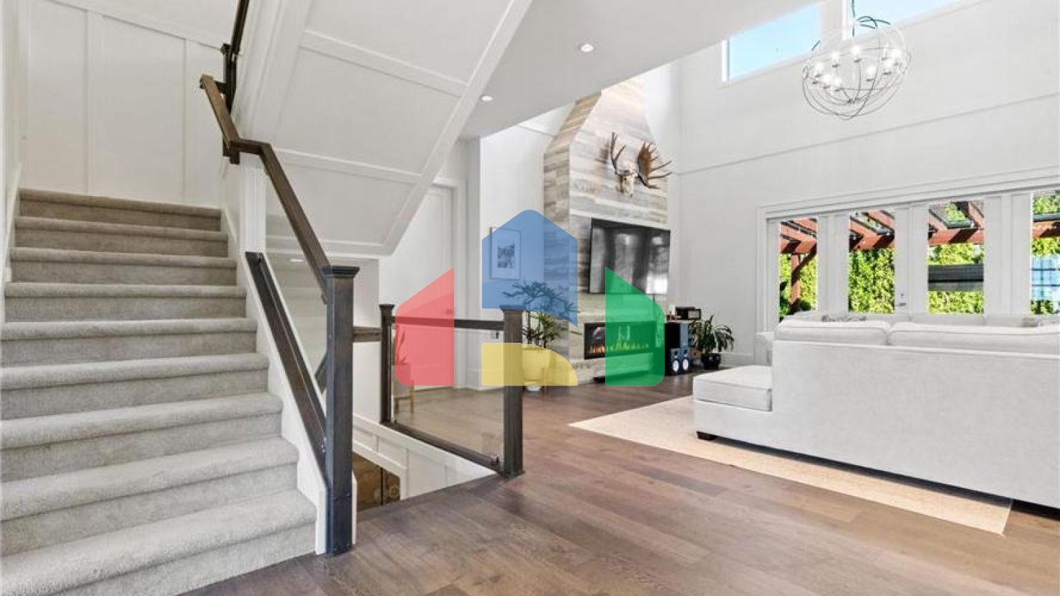 Residential - Single Family Home - Surrey, Canada - Canada