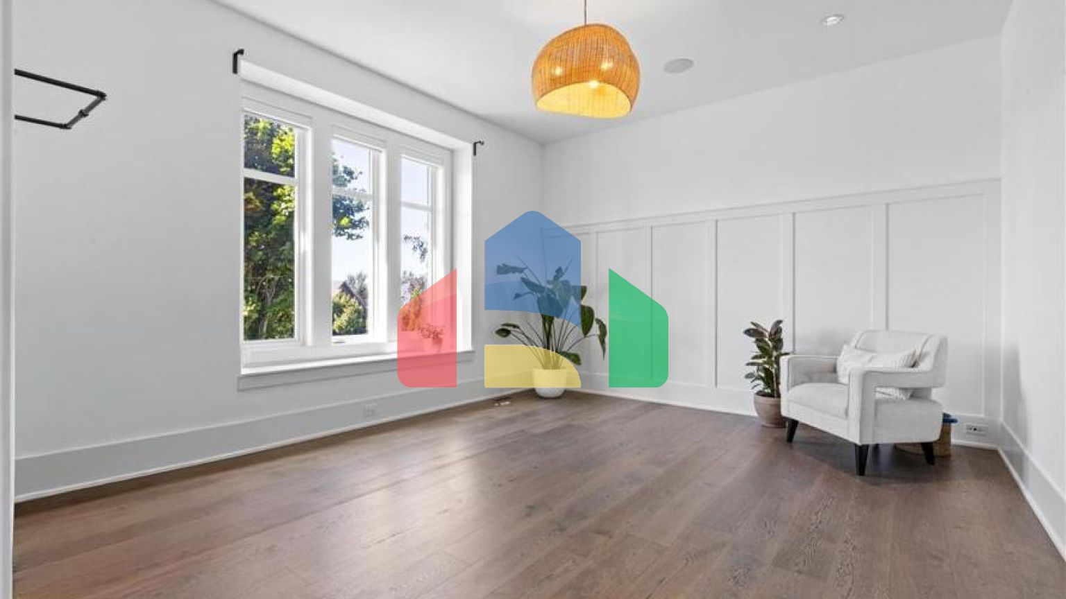 Residential - Single Family Home - Surrey, Canada - Canada