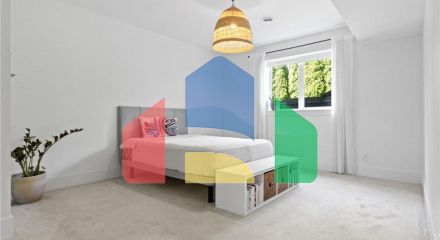 Residential - Single Family Home - Surrey, Canada - Canada