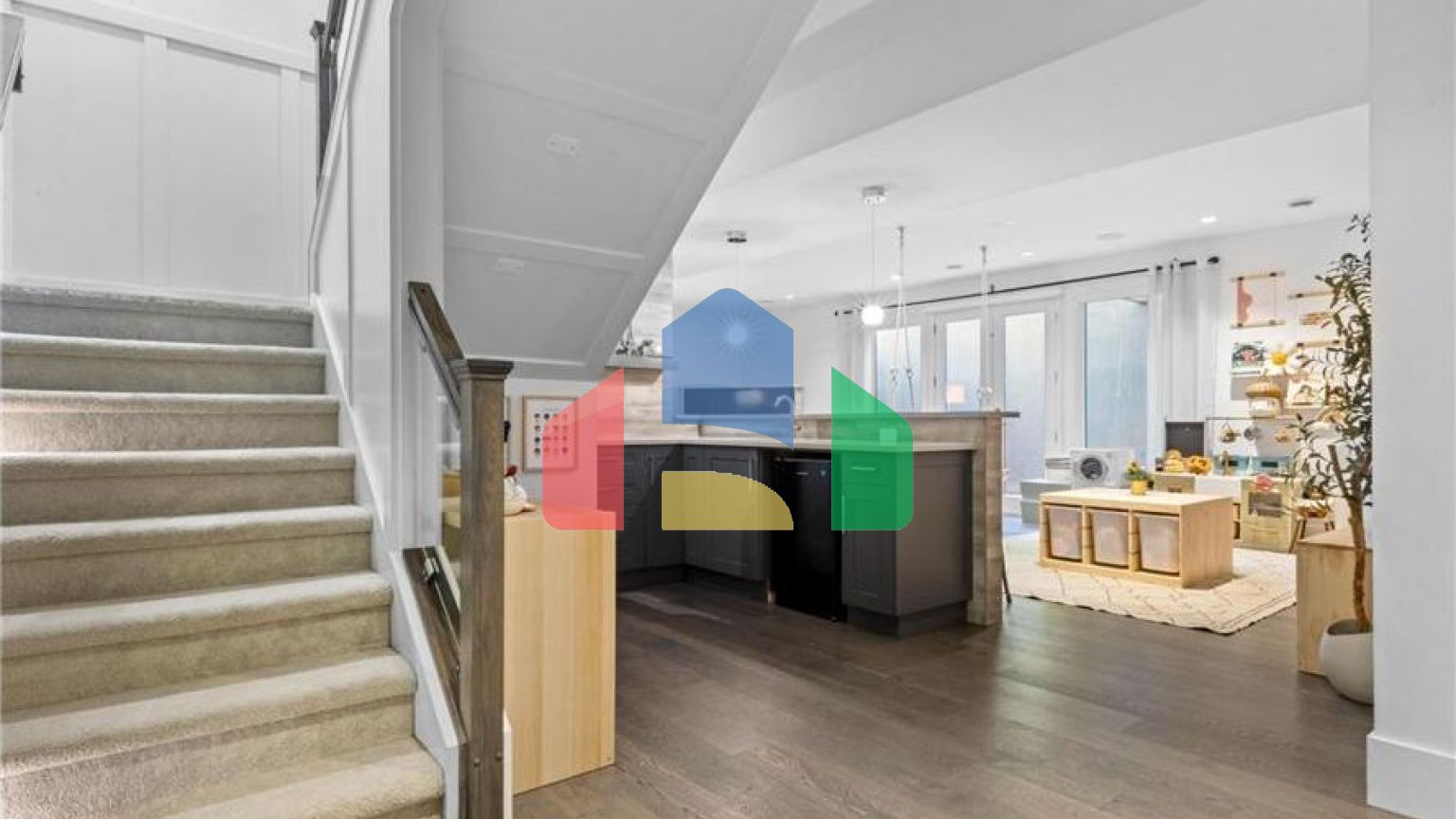 Residential - Single Family Home - Surrey, Canada - Canada