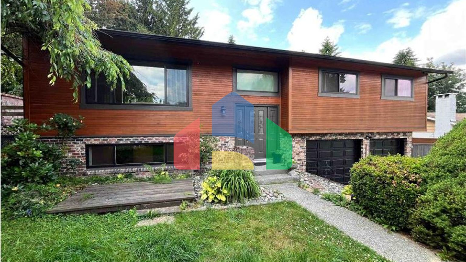 Residential - Single Family Home - Surrey, Canada - Canada