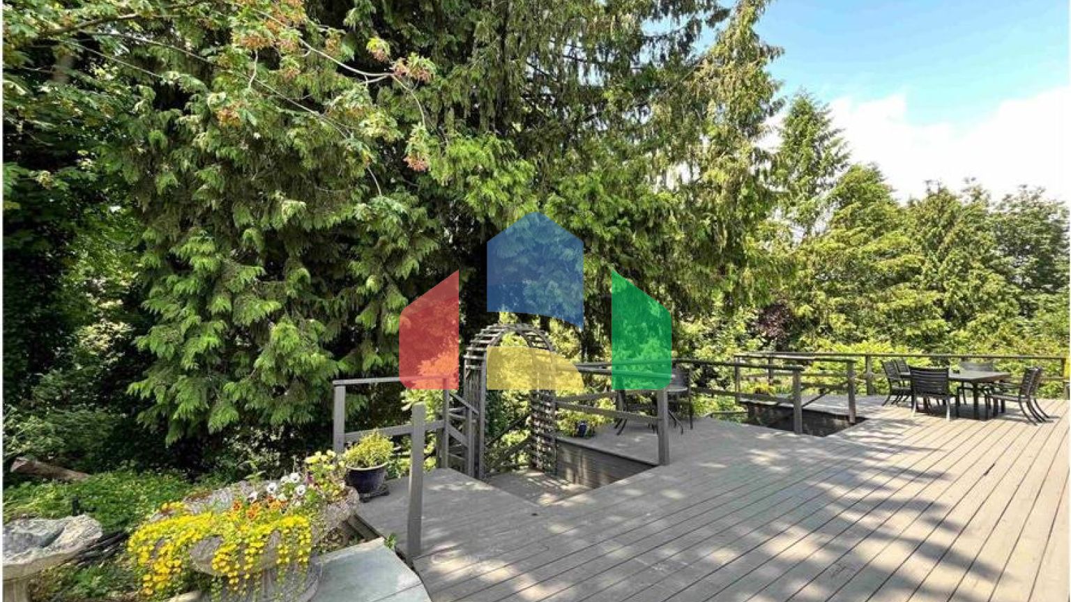 Residential - Single Family Home - Surrey, Canada - Canada