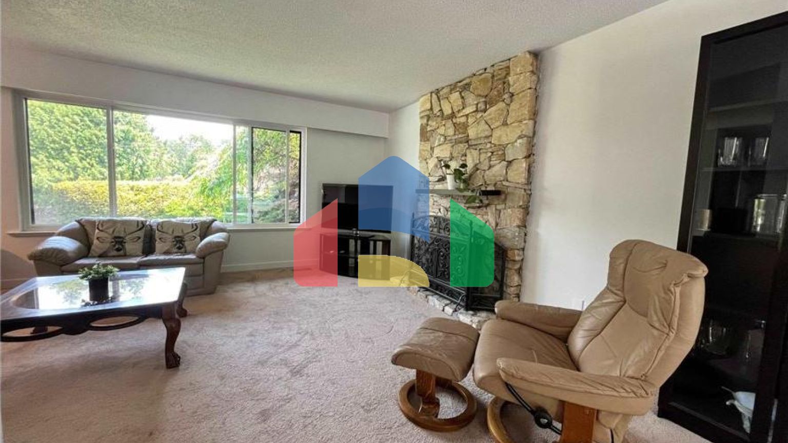 Residential - Single Family Home - Surrey, Canada - Canada