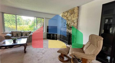 Residential - Single Family Home - Surrey, Canada - Canada