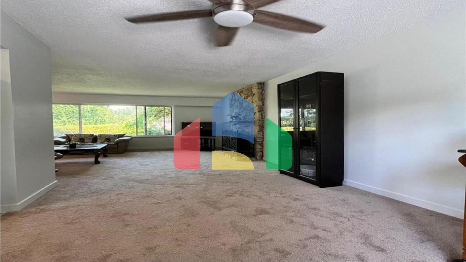 Residential - Single Family Home - Surrey, Canada - Canada