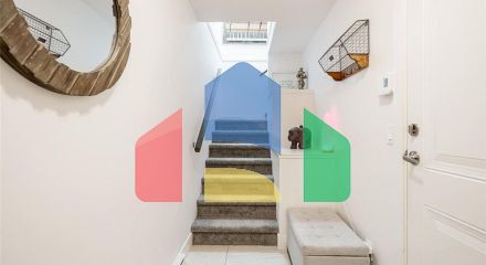 Residential - Townhouse - Surrey, Canada - Canada