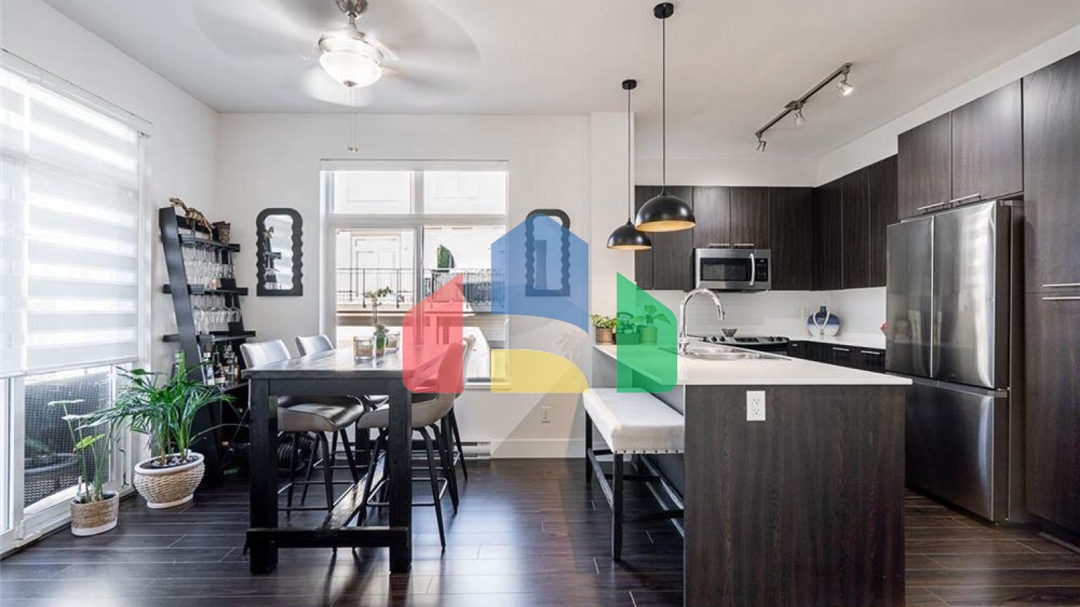 Residential - Townhouse - Surrey, Canada - Canada