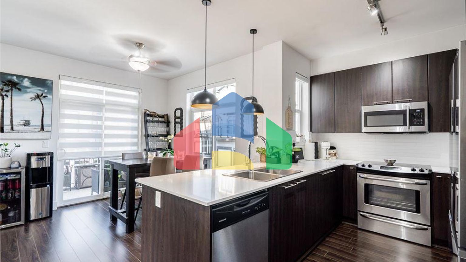 Residential - Townhouse - Surrey, Canada - Canada