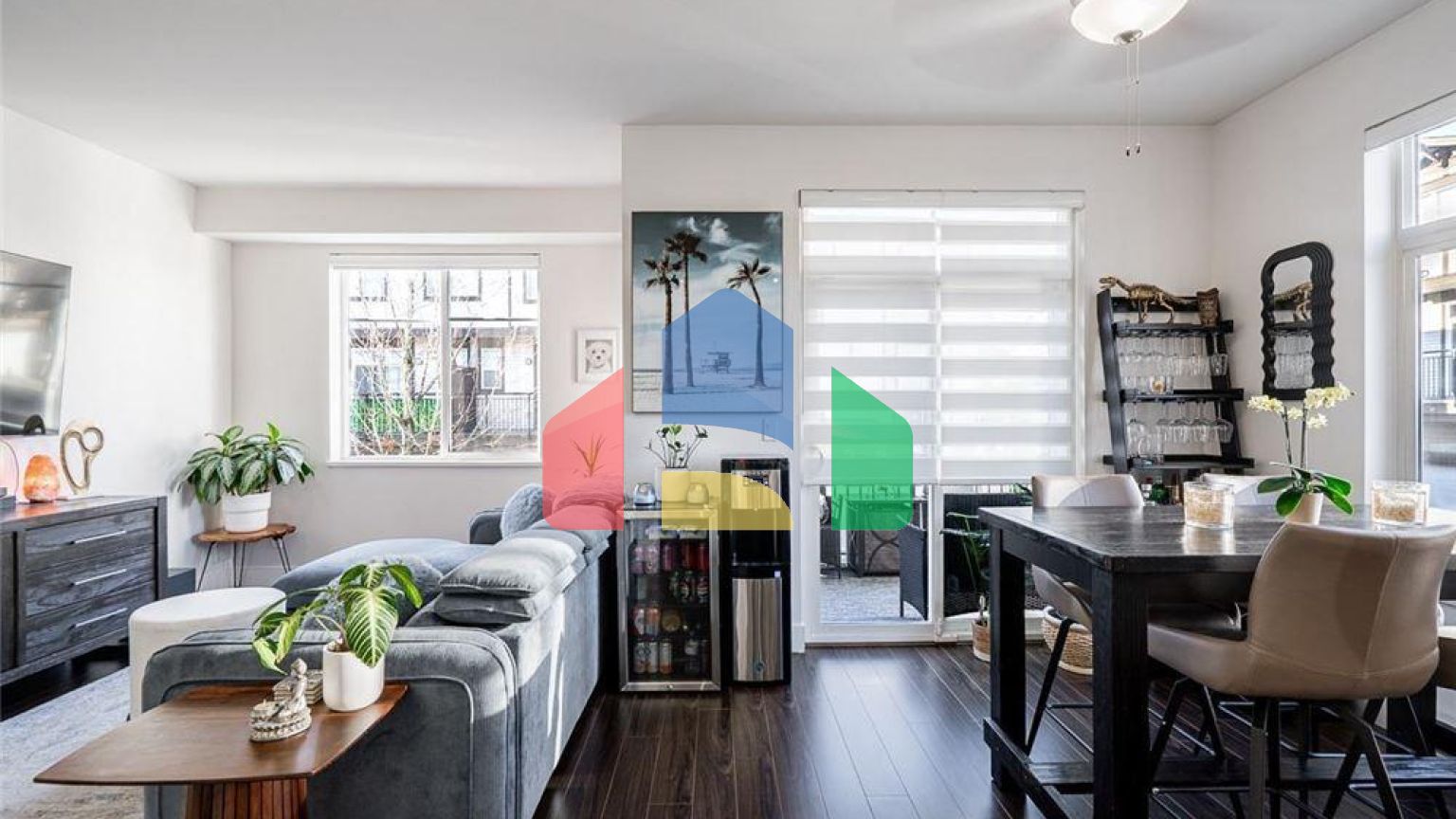 Residential - Townhouse - Surrey, Canada - Canada