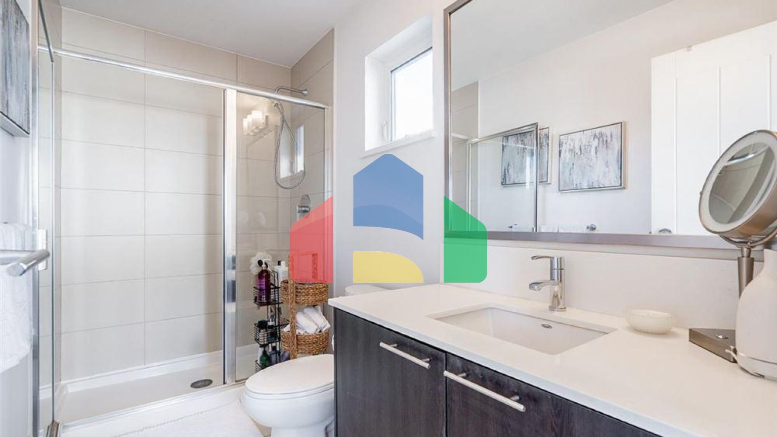 Residential - Townhouse - Surrey, Canada - Canada