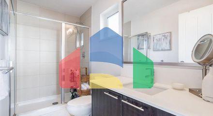 Residential - Townhouse - Surrey, Canada - Canada