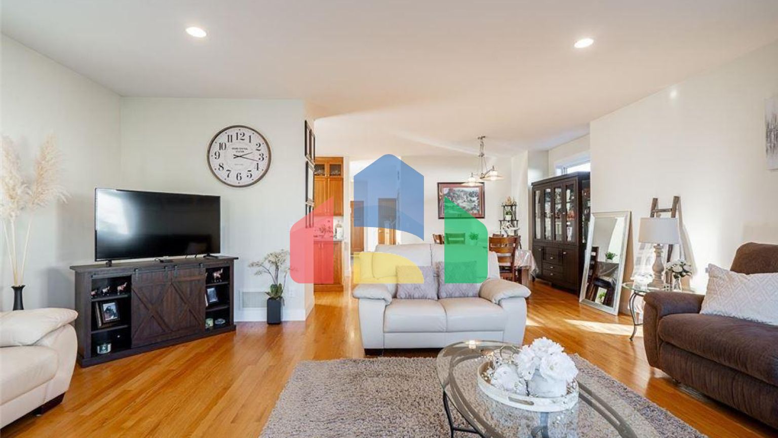 Residential - Single Family Home - Surrey, Canada - Canada