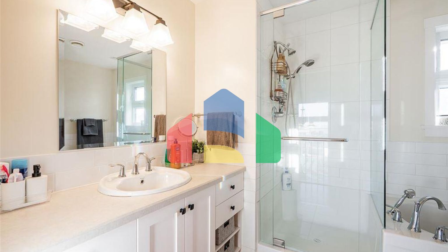 Residential - Single Family Home - Surrey, Canada - Canada