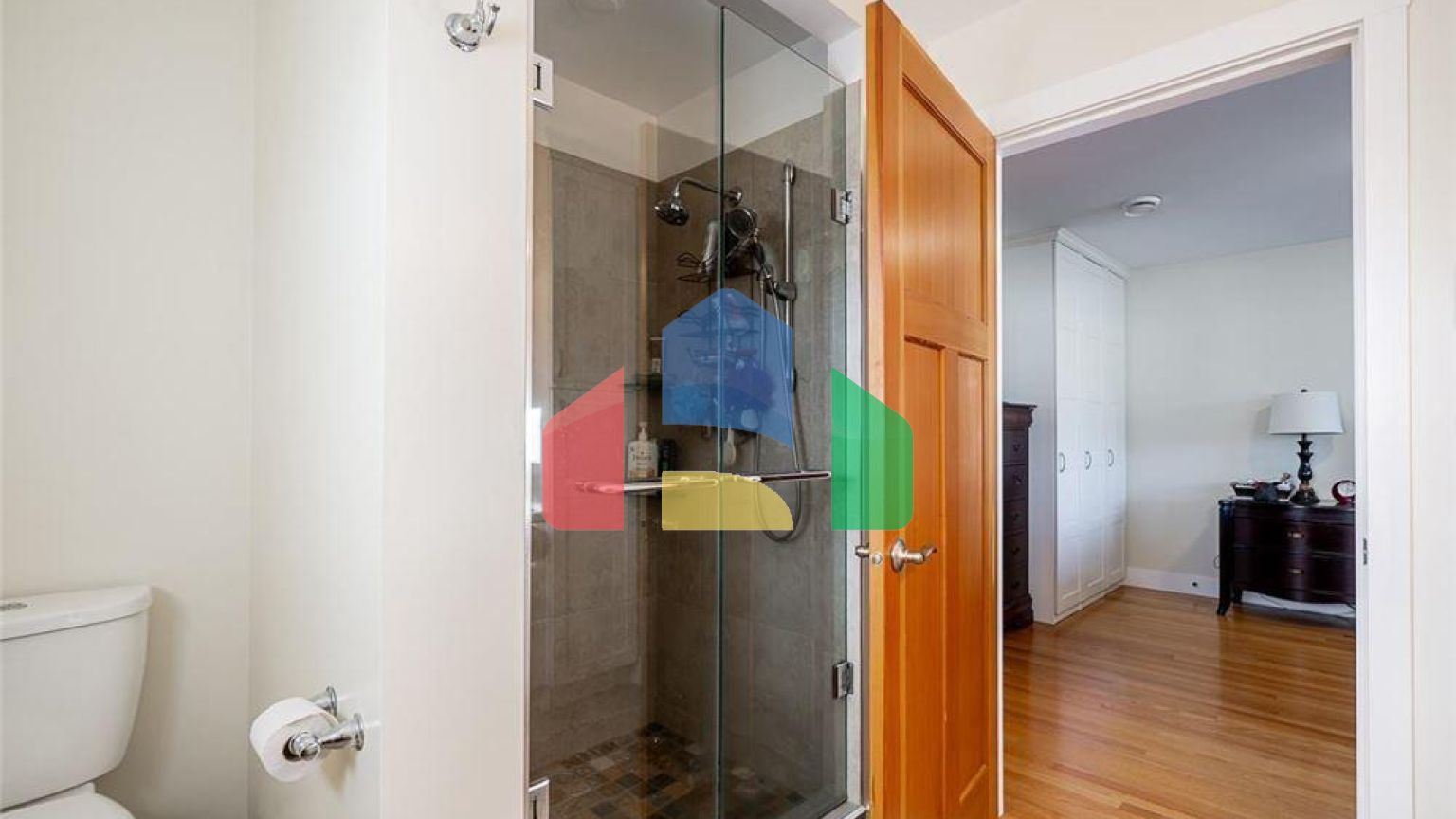 Residential - Single Family Home - Surrey, Canada - Canada