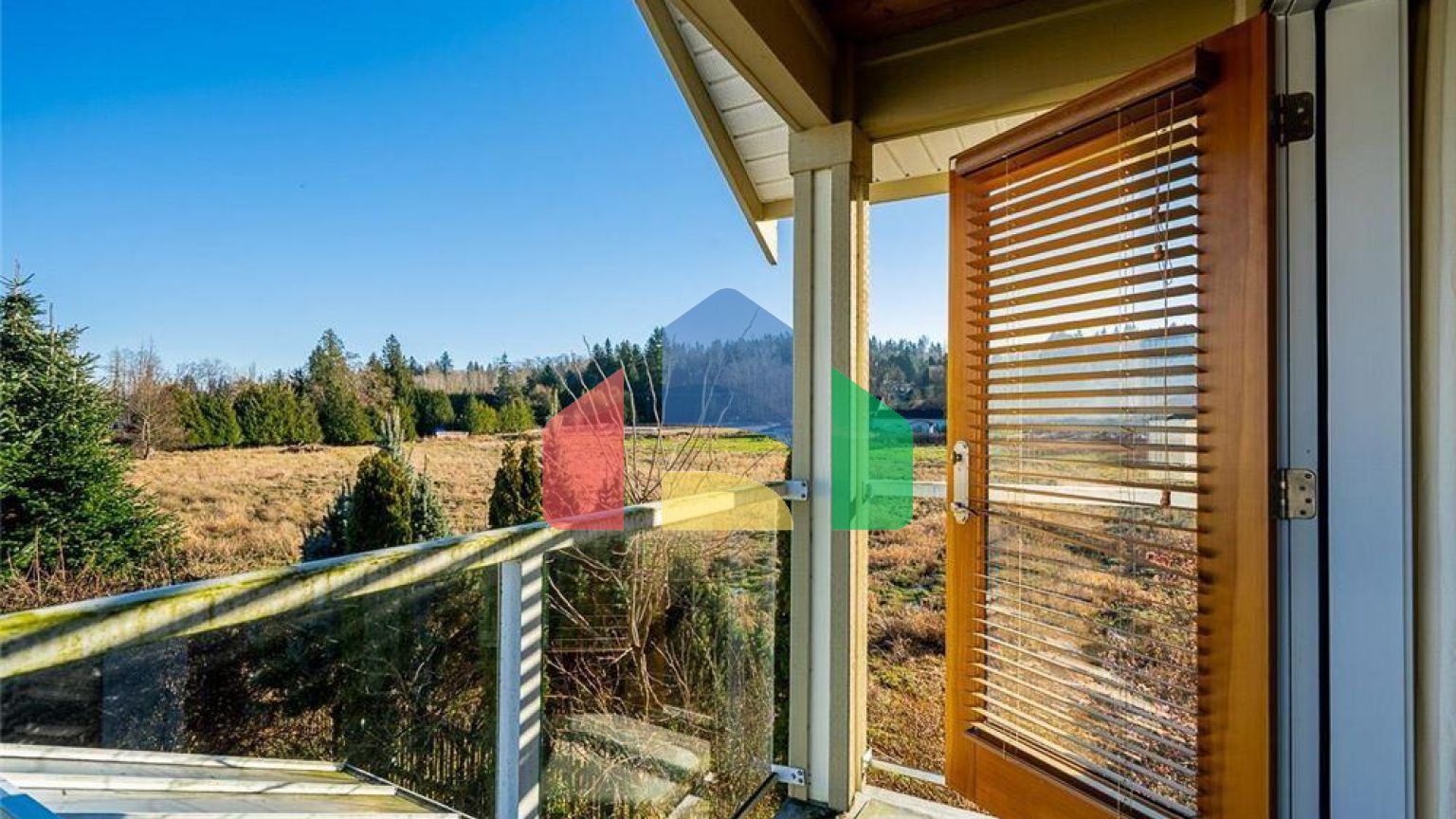 Residential - Single Family Home - Surrey, Canada - Canada