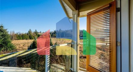 Residential - Single Family Home - Surrey, Canada - Canada